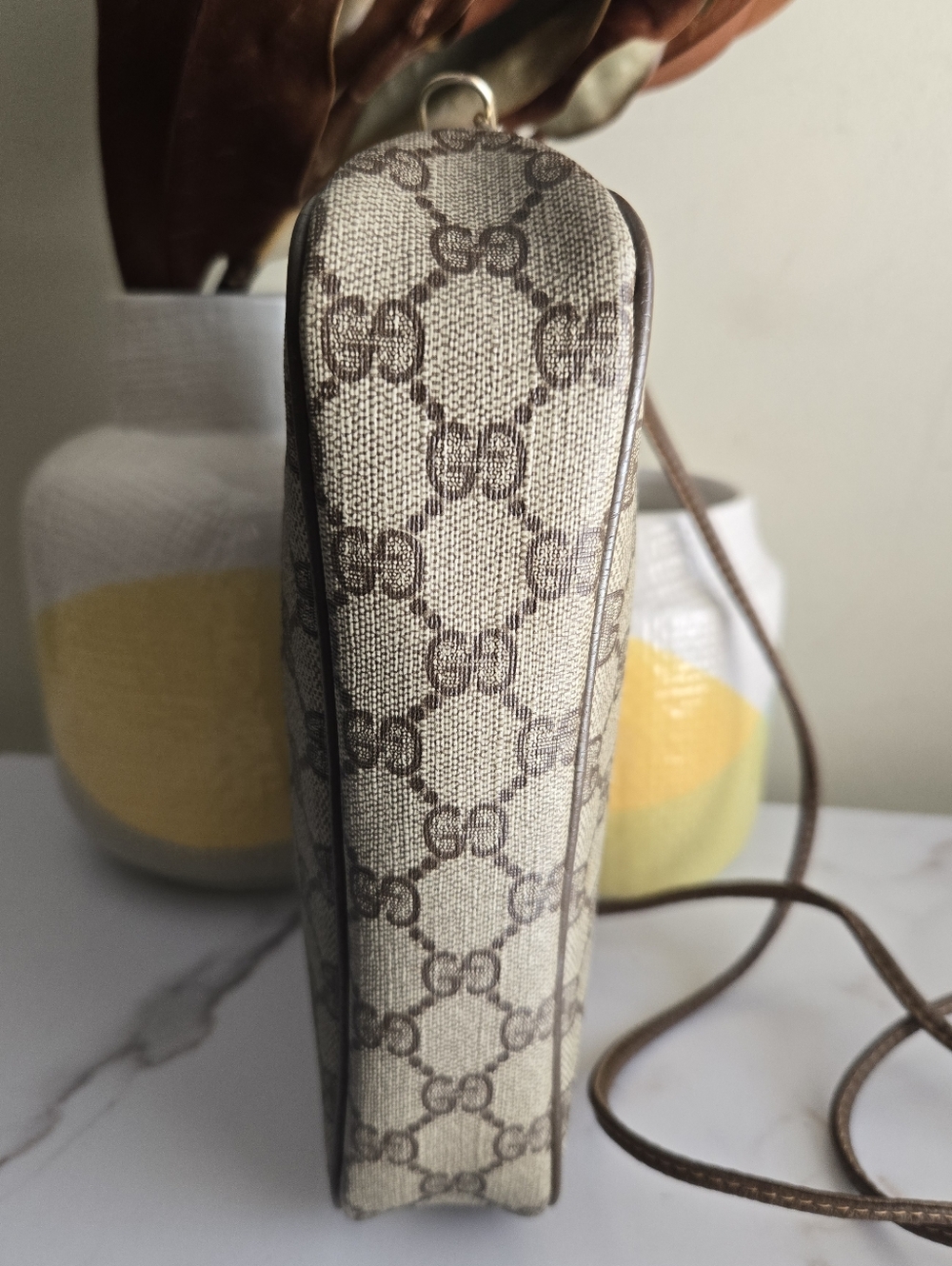 Vintage Gucci GG Supreme Crossbody Bag - Picture 8 of 14